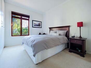 roomshala 111 cosy nook