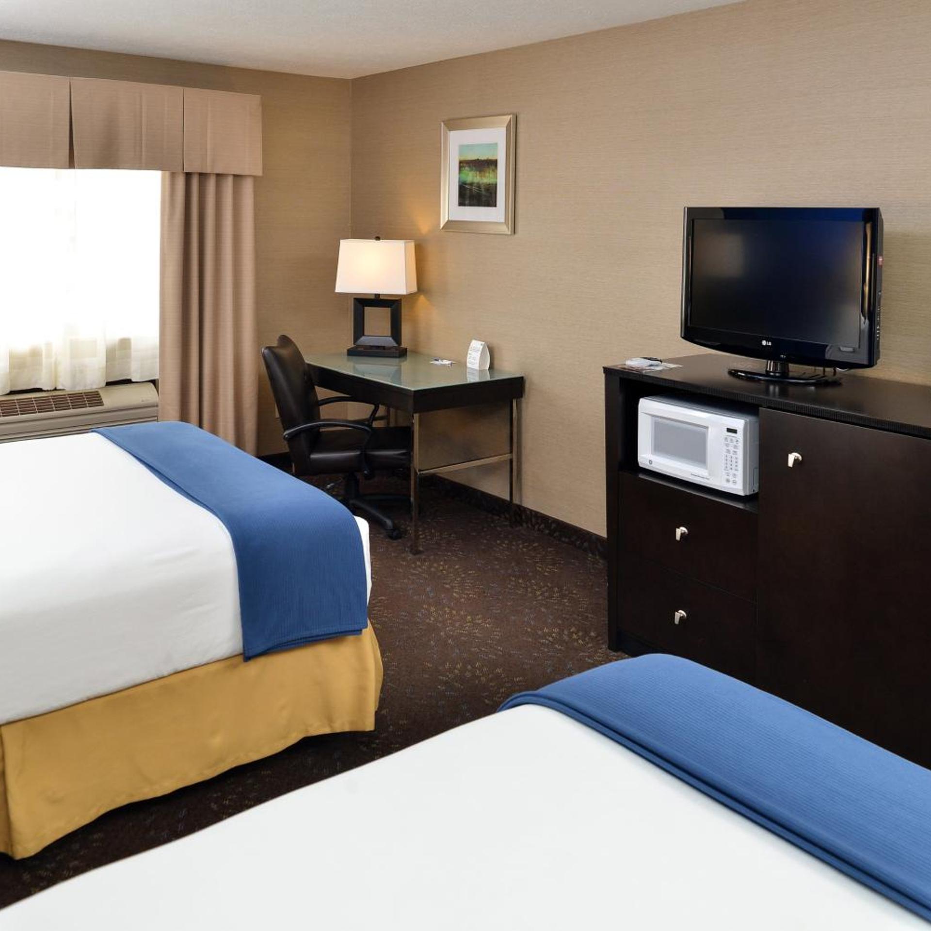 holiday inn express hotel and suites charlotte by ihg