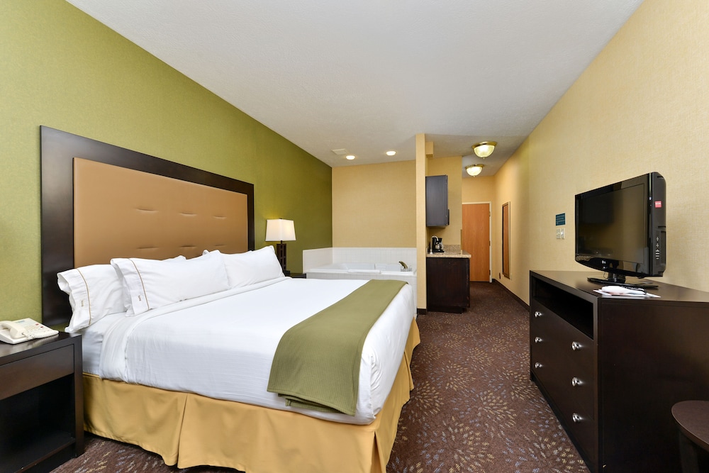 holiday inn express hotel and suites charlotte by ihg
