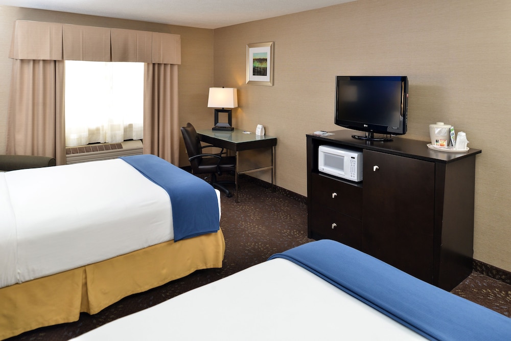 holiday inn express hotel and suites charlotte by ihg