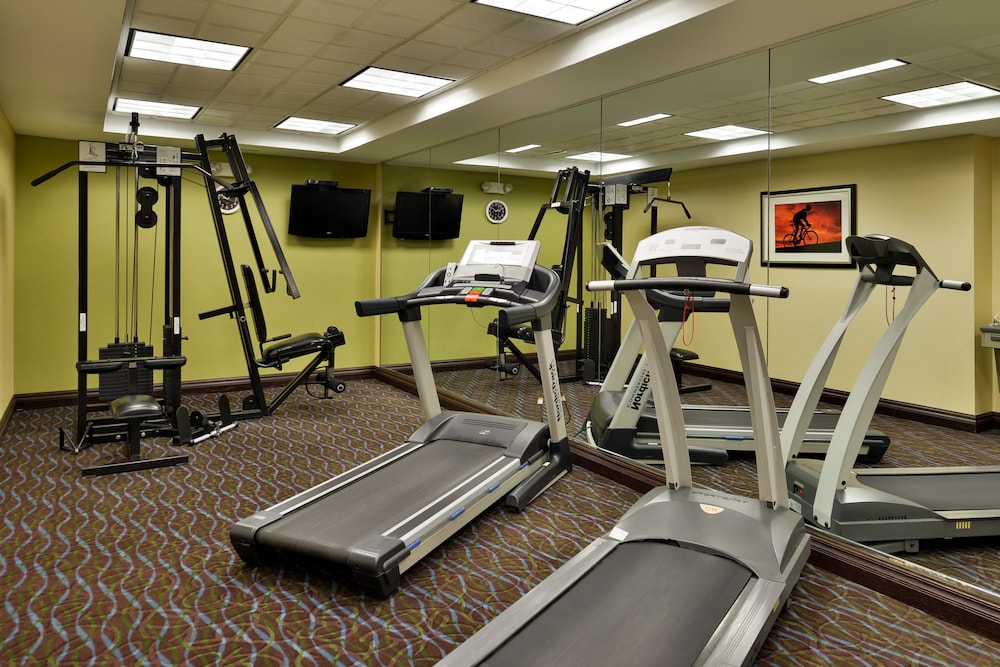 holiday inn express hotel and suites charlotte by ihg