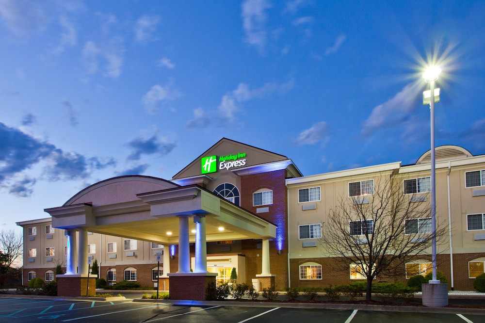 holiday inn express hotel and suites charlotte by ihg