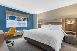holiday inn express hotel and suites charlotte by ihg