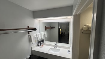 atria inn and suites