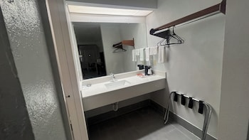 atria inn and suites