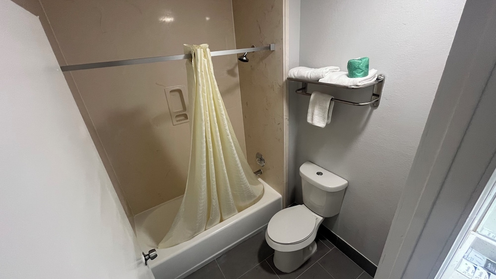 atria inn and suites