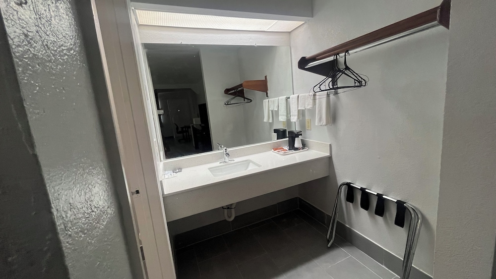 atria inn and suites