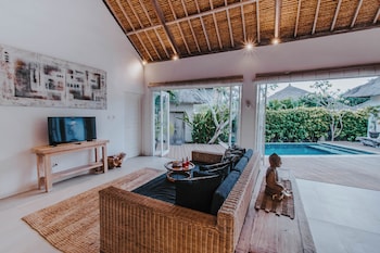 villa escape sandy bay