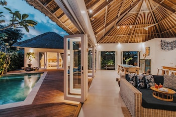 villa escape sandy bay