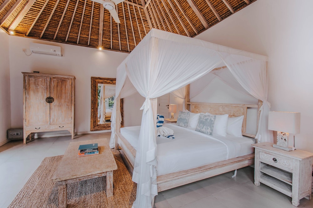 villa escape sandy bay