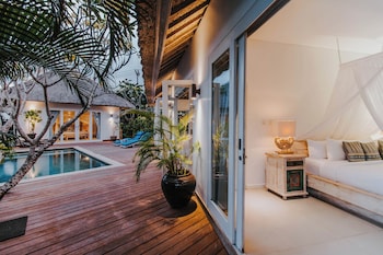 villa escape sandy bay