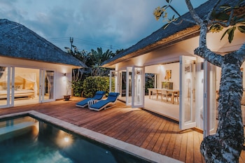 villa escape sandy bay