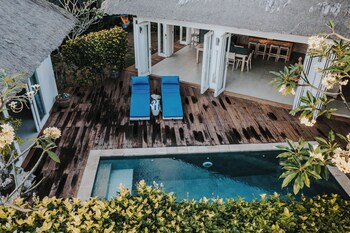 villa escape sandy bay