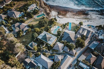 villa escape sandy bay