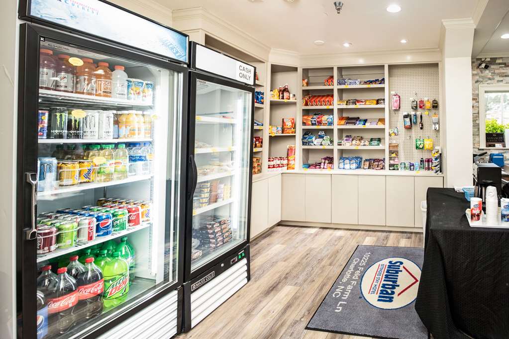 hometowne studios and suites by red roof charlotte ballantyne