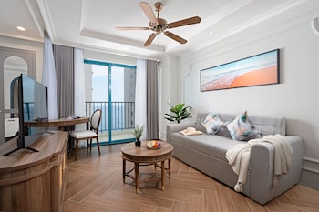 pavillon boutique hotel and apartment nha trang