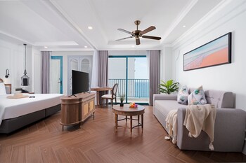 pavillon boutique hotel and apartment nha trang