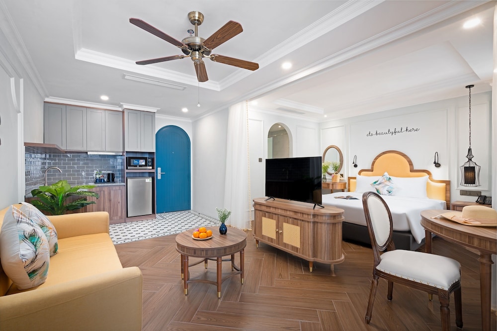 pavillon boutique hotel and apartment nha trang