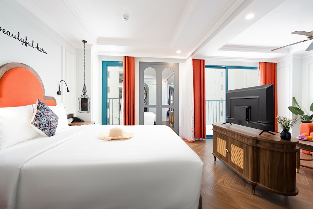 pavillon boutique hotel and apartment nha trang
