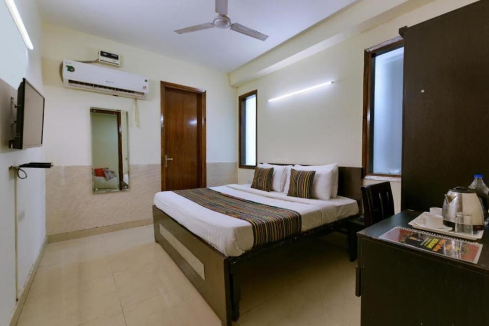 revking at hotel olive saffron