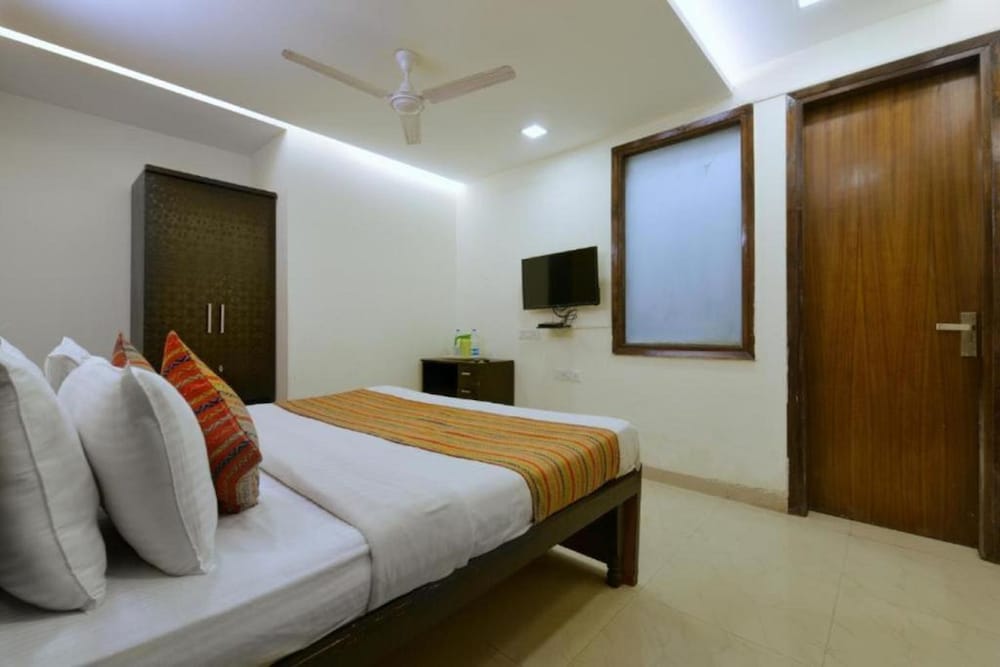 revking at hotel olive saffron