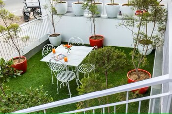 Revking At Hotel Golden Key,India>>New Delhi,2 star