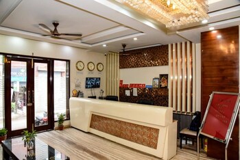 revking at hotel grand inn