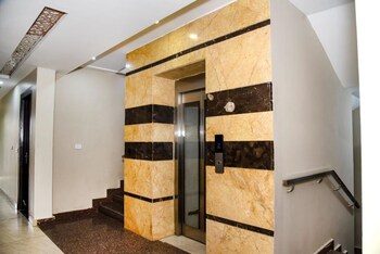 hotel grand inn