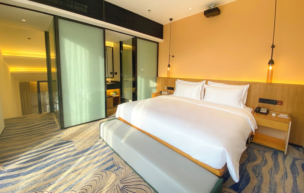 holiday inn wuyi mountain water village an ihg hotel