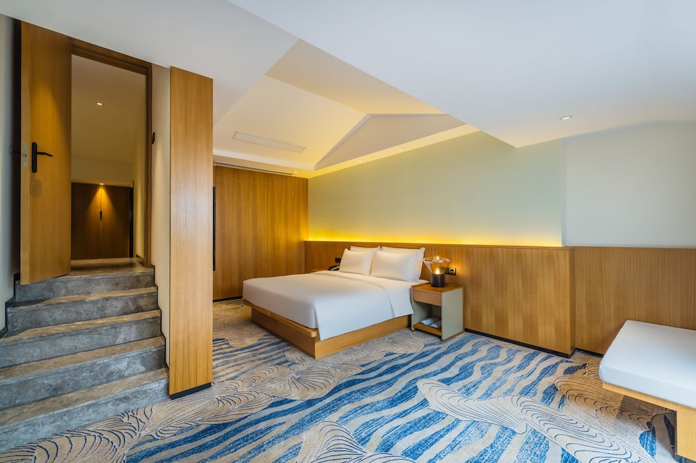 holiday inn wuyi mountain water village an ihg hotel