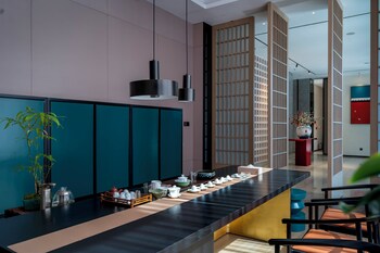 Holiday Inn Wuyi Mountain Water Village, An Ihg Hotel,Wuyishan>>Nanping,2.5 star