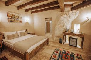 lagania cave suites