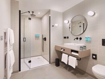 novotel hamburg central station opening march 2024