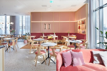 novotel hamburg central station opening march 2024