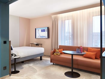 novotel hamburg central station opening march 2024