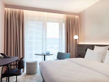 novotel hamburg central station opening march 2024