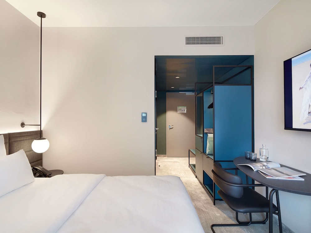 novotel hamburg central station opening march 2024