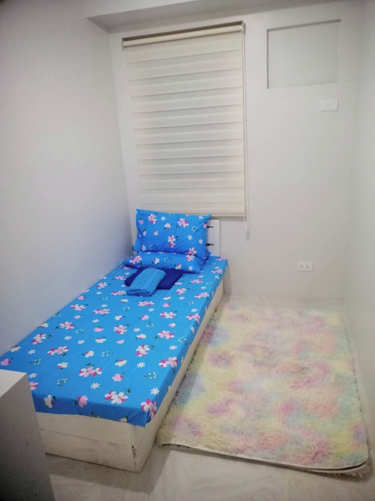 urban deca by gracey 2 br mandaue cebu