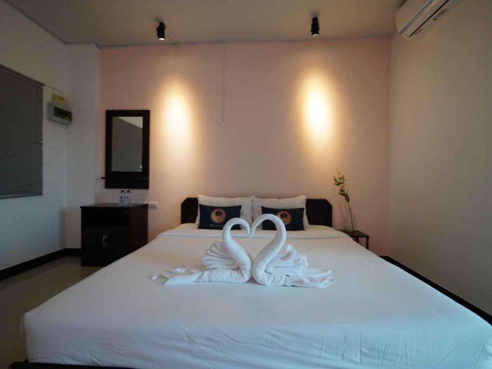 rq phuket patong beach by collection o