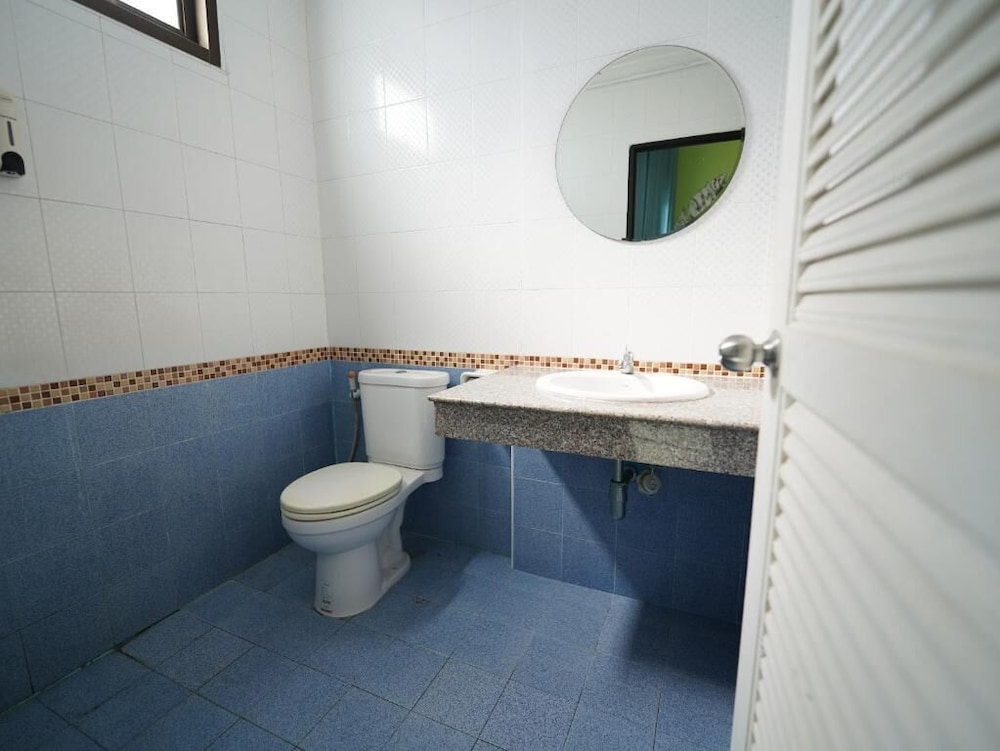 rq phuket patong beach by collection o