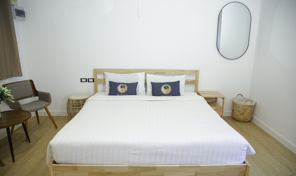 rq phuket patong beach by collection o