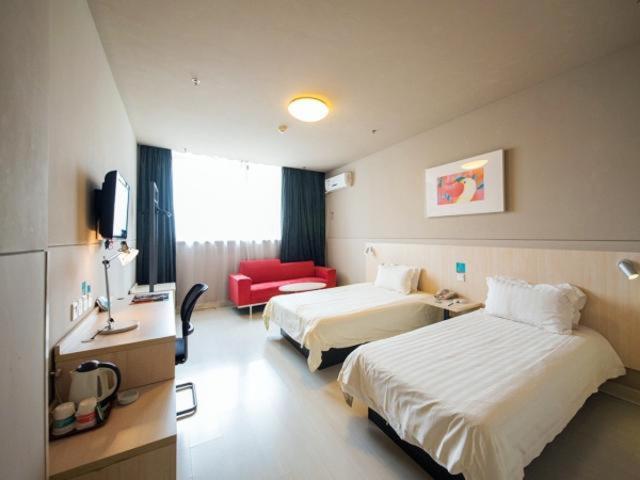 jinjiang inn nantong gongnong road