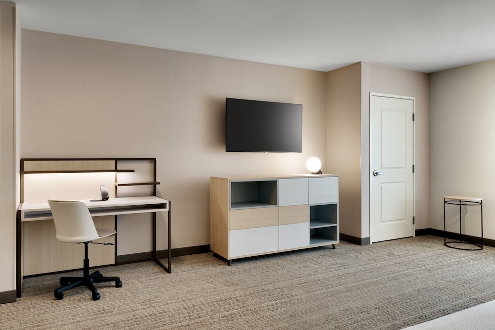 fairfield inn and suites by marriott show low