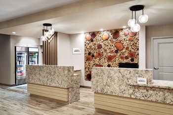 fairfield inn and suites by marriott show low