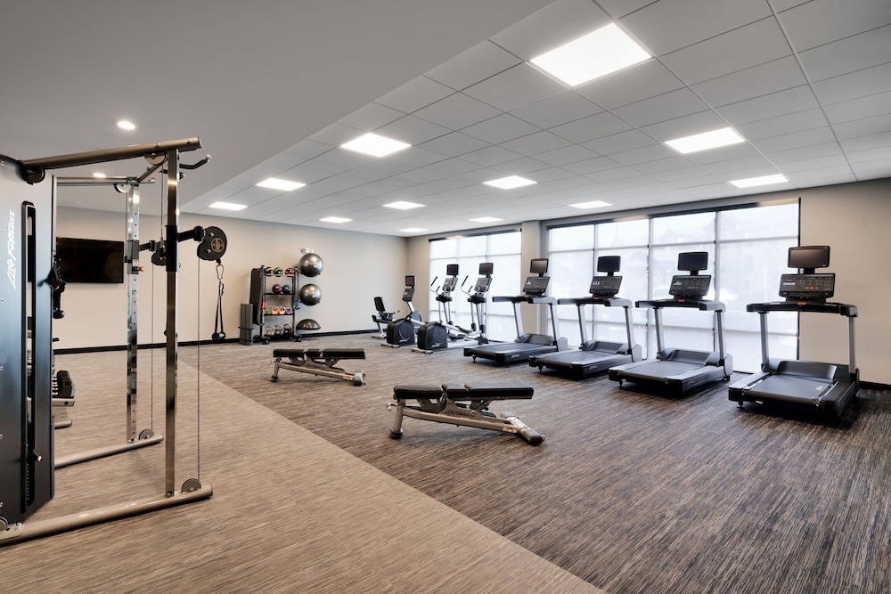 fairfield inn and suites by marriott show low
