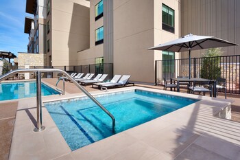 fairfield inn and suites by marriott show low
