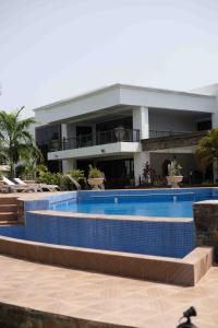 camp tsatse resort