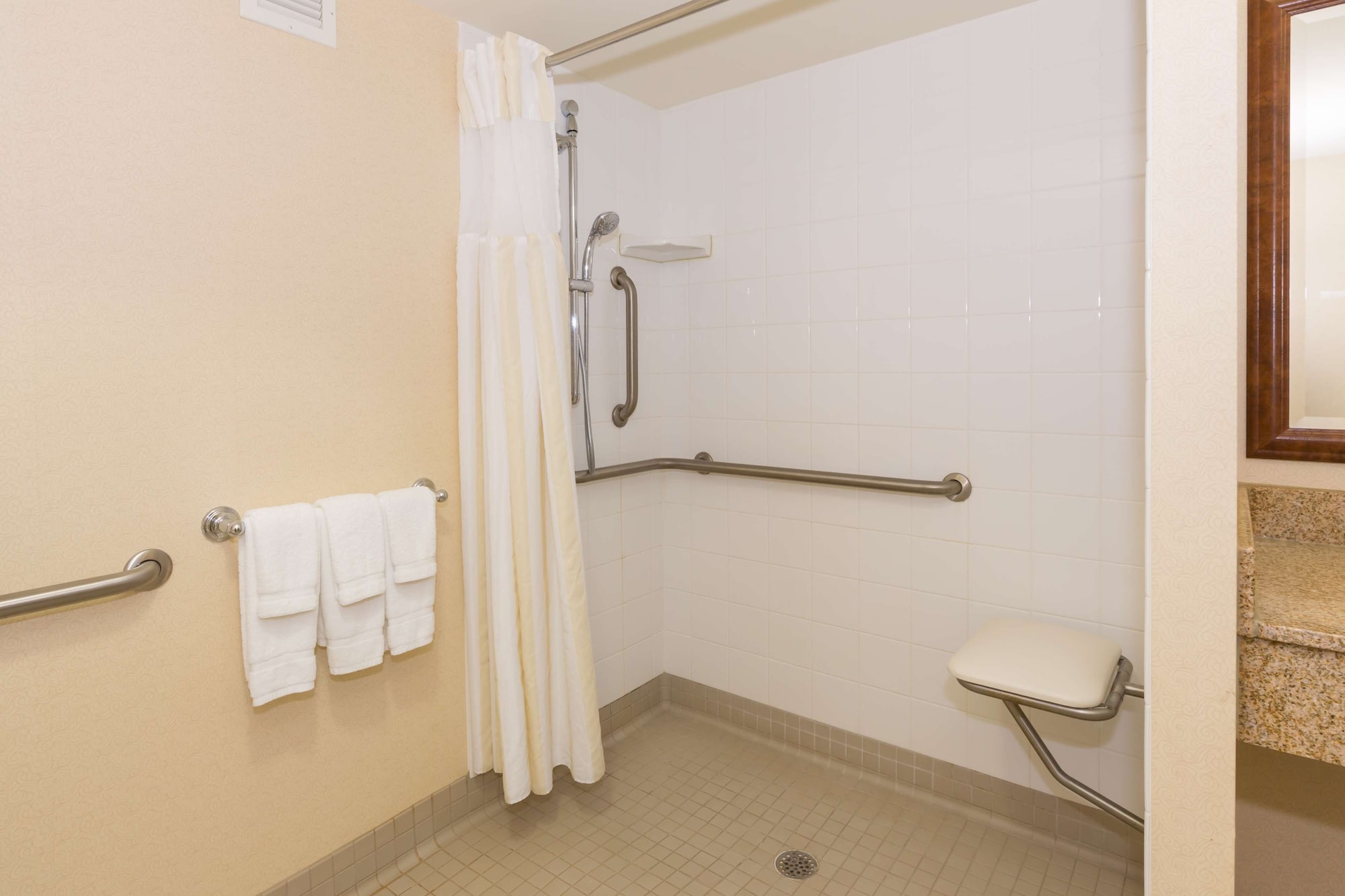 hilton garden inn buffalo airport