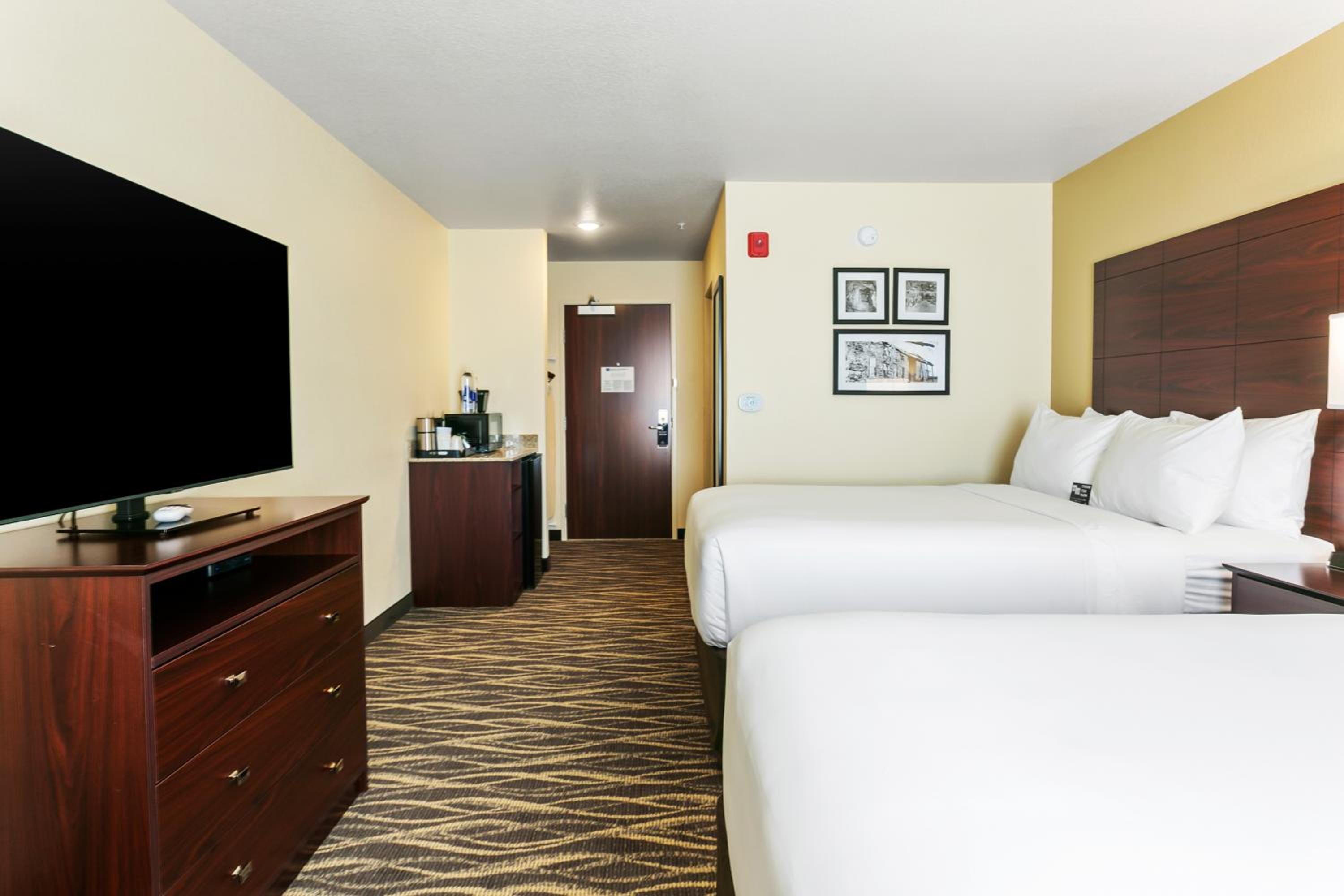 cobblestone hotel and suites wickenburg