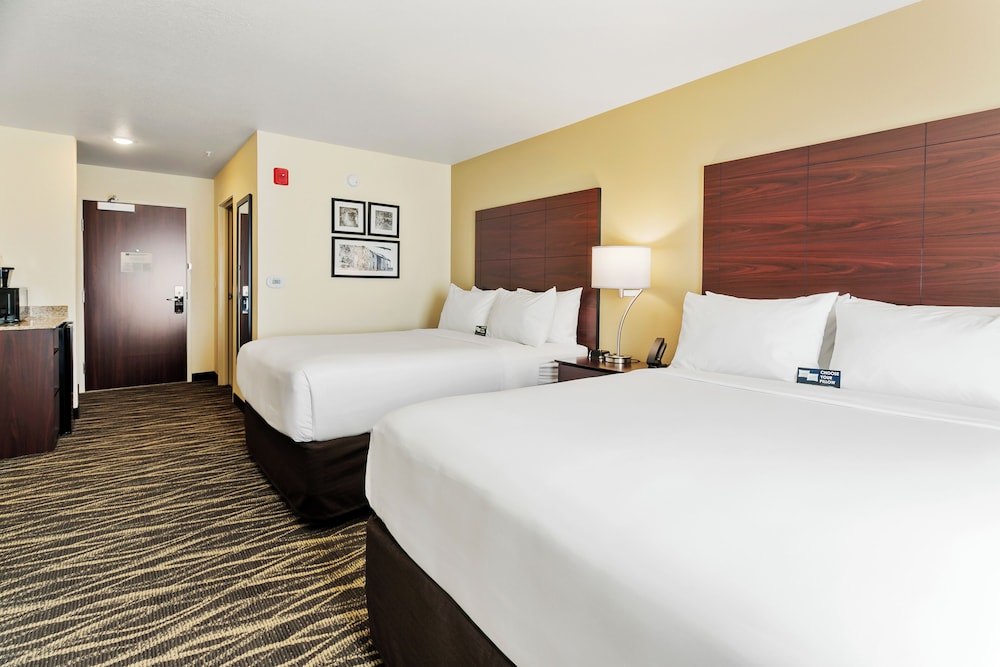 cobblestone hotel and suites wickenburg